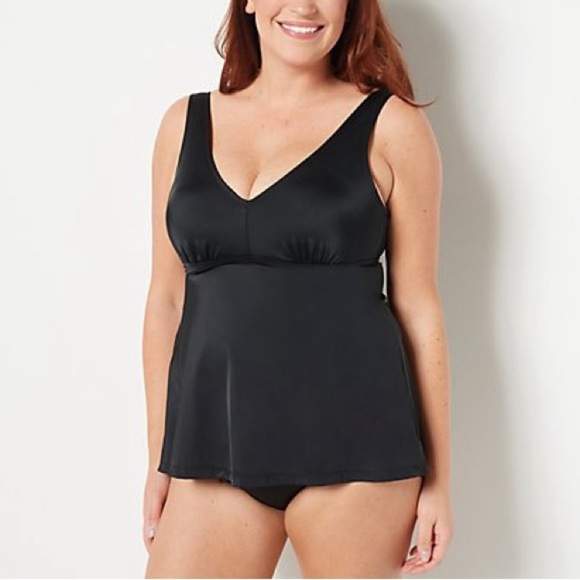 Belle by Kim Gravel Other - Kim Gravel x Swimsuits For All Flowy Tankini and Brief Set